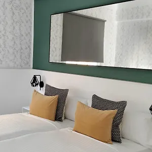 https://room27.adeje-hotels.com